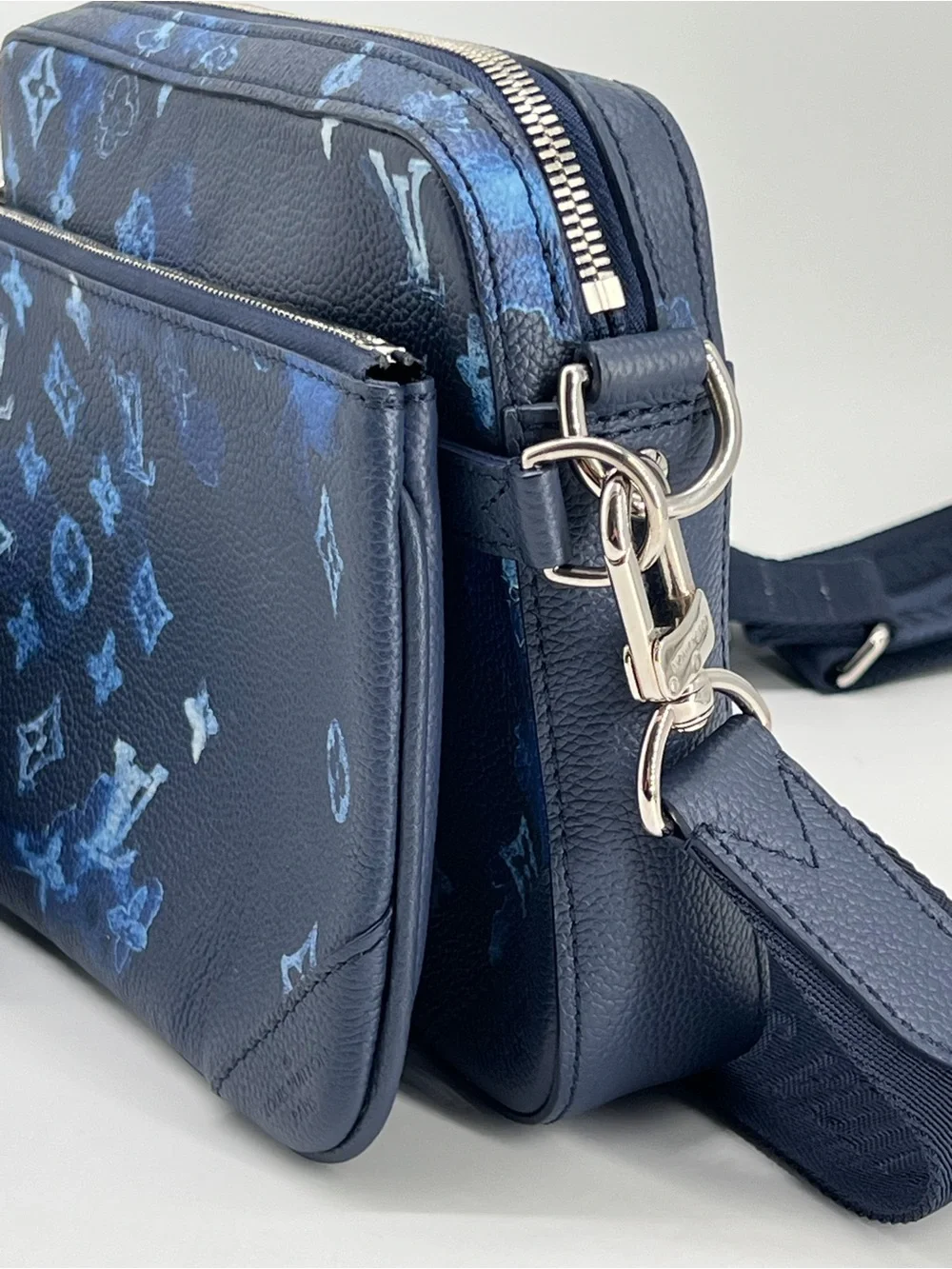 LOUIS VUITTON Trio Messenger Blue Monogram Watercolor Shoulder Bag